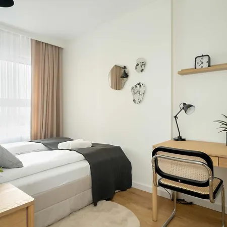 Komfortowy W Poznaniu Parking & Klimatyzacja By Renters Apartament Poznań