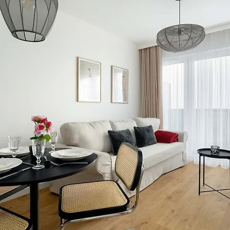 Komfortowy W Poznaniu Parking & Klimatyzacja By Renters Apartament *