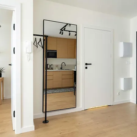 Komfortowy W Poznaniu Parking & Klimatyzacja By Renters Apartment *
